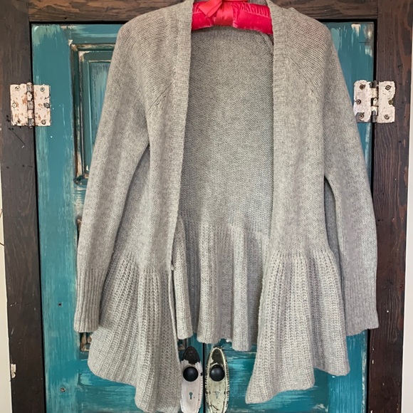 Anthropologie Sweaters - Anthropologie gray cardigan with ruffle bottom